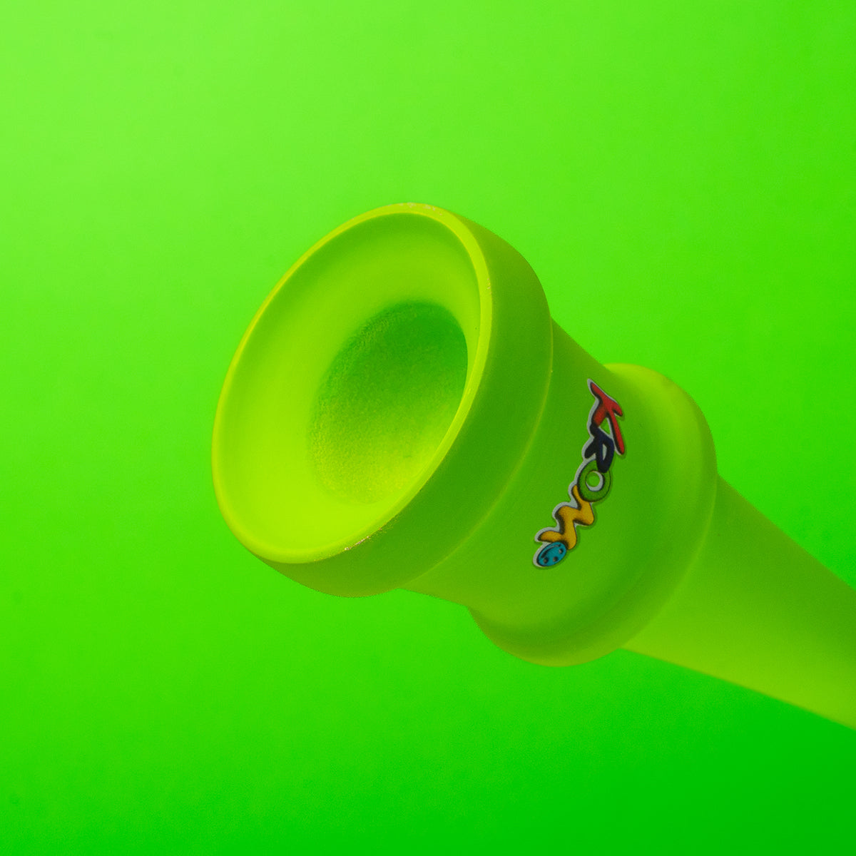 カラーグリーン